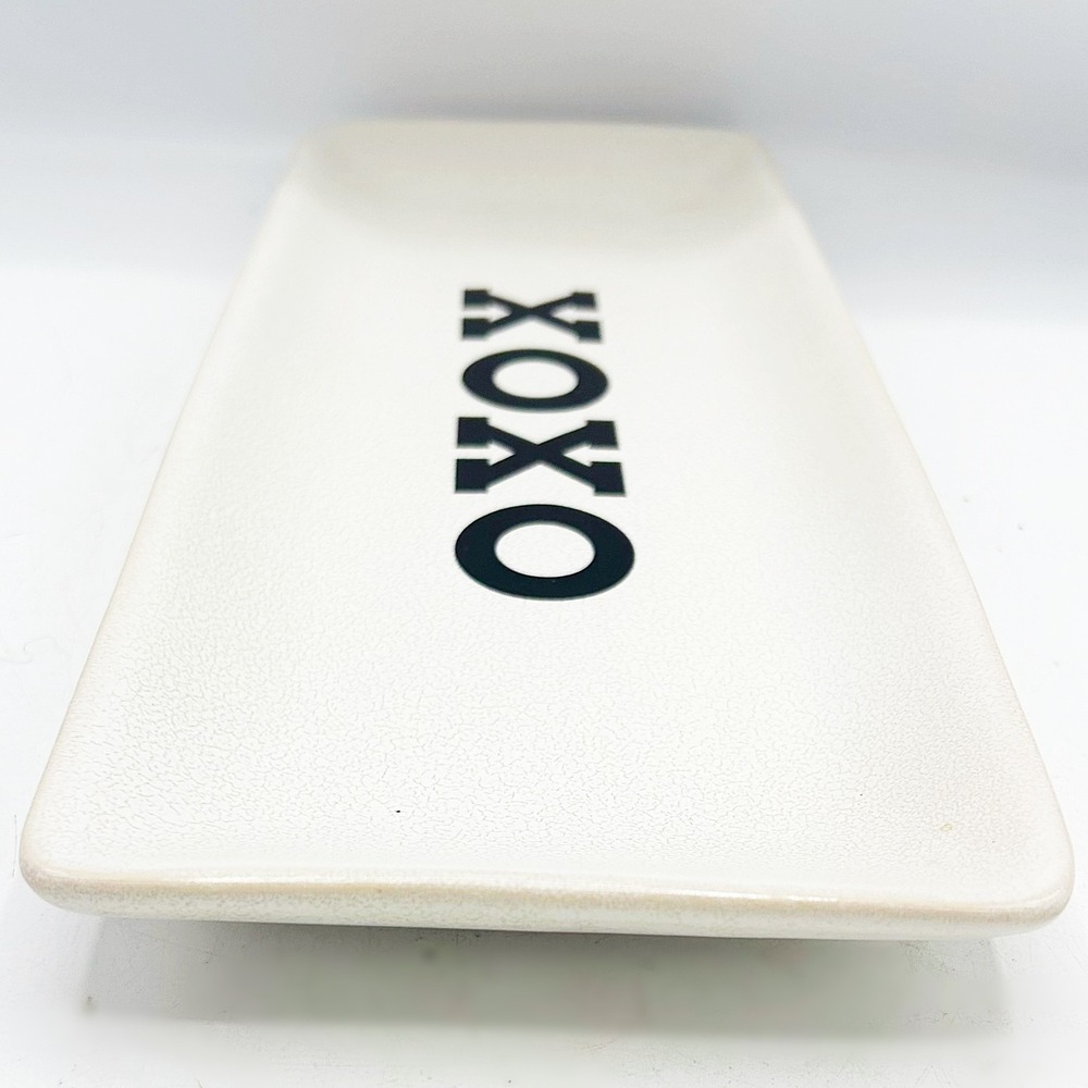 Pottery Barn XOXO Ceramic Serving Tray White Rectangular Valentine Decor 12" - Picture 4 of 6